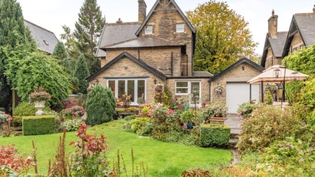 Immobilier en Angleterre : une sélection de maisons familiales avec jardin, du Peak District au Kent