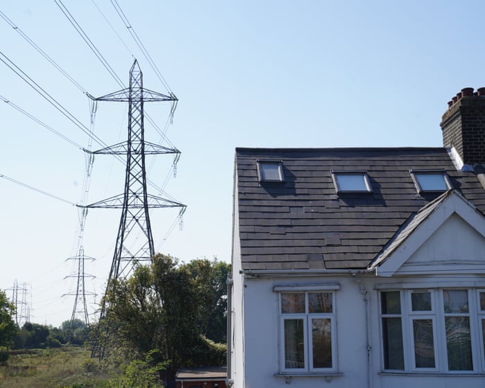 Royaume-Uni : 250 livres de réduction sur les factures d’électricité pour les riverains de nouveaux pylônes