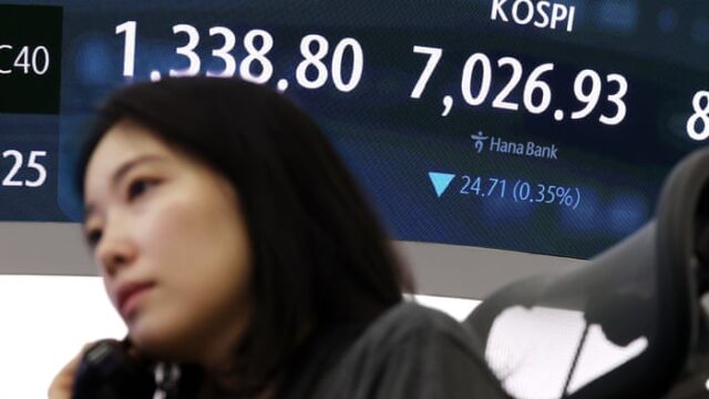 موجة بيع جديدة في أسواق السندات العالمية مع قفزة أسعار النفط فوق 107 دولارات